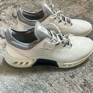 Ecco Biom C4